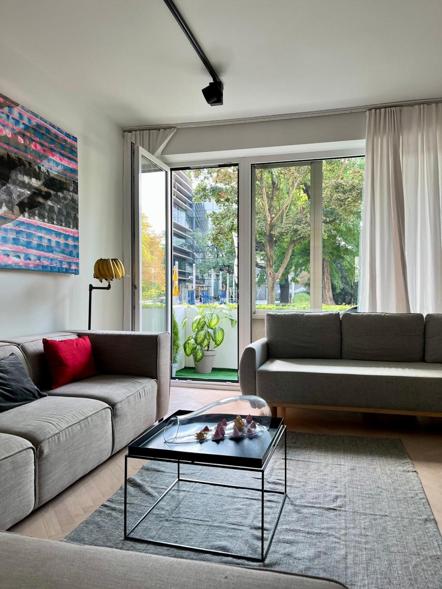 Art & Design 3 Rooms Apartment In City Center 브로츠와프 외부 사진